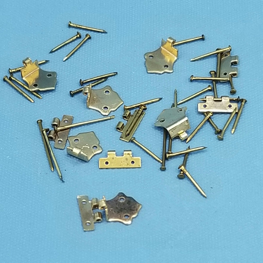 Offset Hinges with Nails - Brass - Package of 6