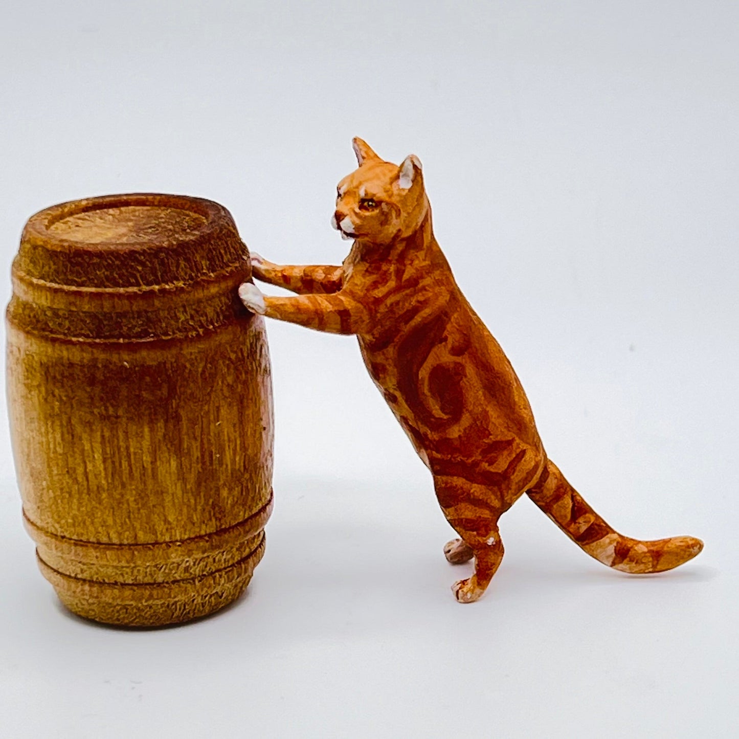 Orange Cat - 1/12 Scale Dollhouse Miniature