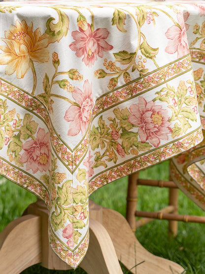 April Cornell – Rosehip Tablecloth, Ecru