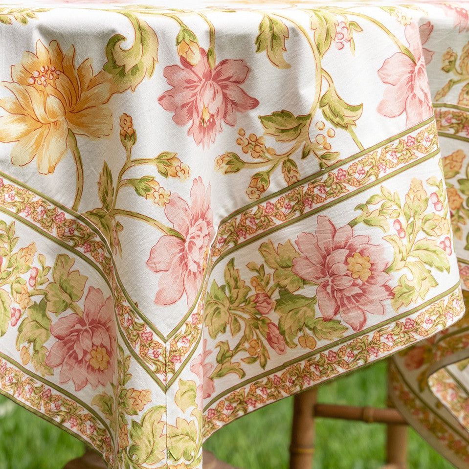 April Cornell – Rosehip Tablecloth, Ecru